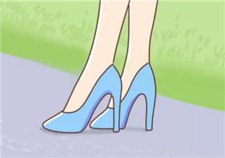 孕婦可以穿高跟鞋嗎 如何挑選孕婦鞋
