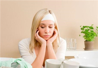 產后頭暈目眩怎么調理 產后頭暈什么時候會好 產后頭暈目眩怎么調理 產后頭暈什么時候會好