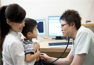 怎么提高孩子抵抗力 孩子總是發(fā)燒感冒怎么辦2018