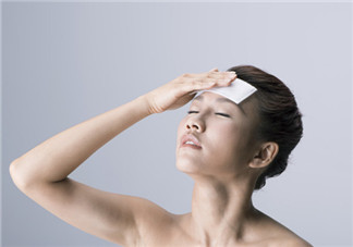 坐月子發(fā)燒怎么辦 為什么月子里發(fā)燒反反復(fù)復(fù) 坐月子發(fā)燒怎么辦 為什么月子里發(fā)燒反反復(fù)復(fù)