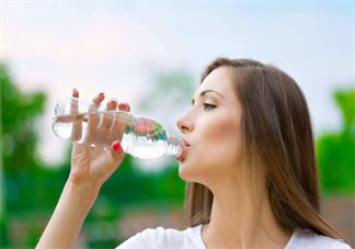 生完孩子愛出汗是怎么回事 產后容易盜汗正常嗎2018