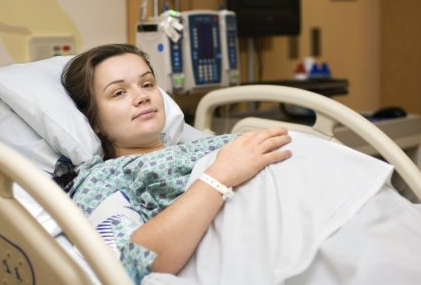 孕婦提前多久住院待產(chǎn) 哪些孕婦必須提前入院待產(chǎn)