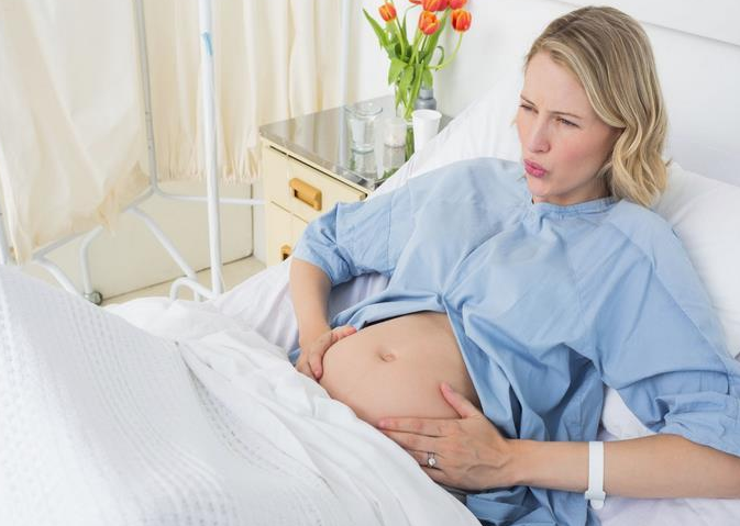孕婦提前多久住院待產(chǎn) 哪些孕婦必須提前入院待產(chǎn)