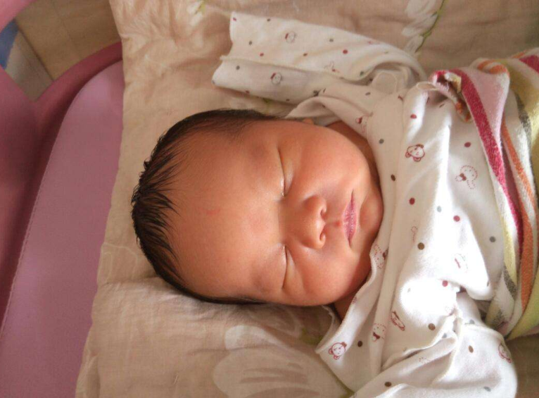 胎位不正應該怎么睡覺 怎么快速調整胎位2018