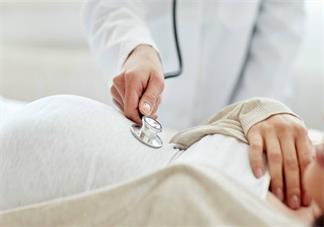 胎位不正應該怎么睡覺 怎么快速調整胎位2018