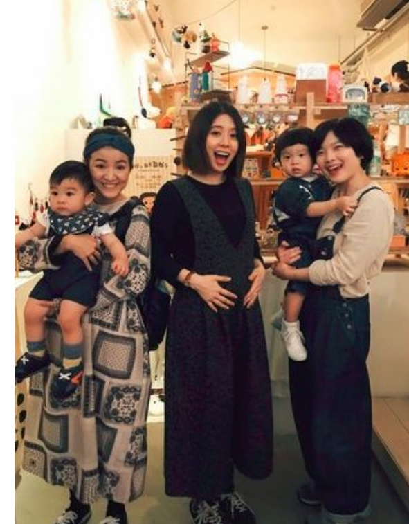 丁文琪孕肚很大是生兒子嗎 丁文琪7月孕照照片