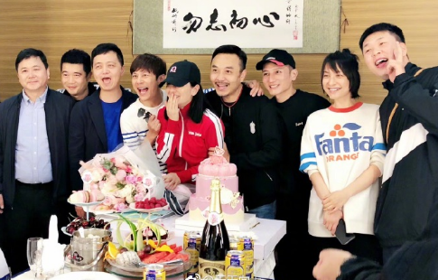 謝娜雙胞胎女兒名字叫什么 為什么叫跳跳和俏俏