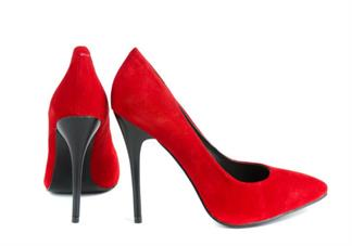 穿高跟鞋真的對子宮有傷害嗎 穿高跟鞋對子宮有哪些傷害