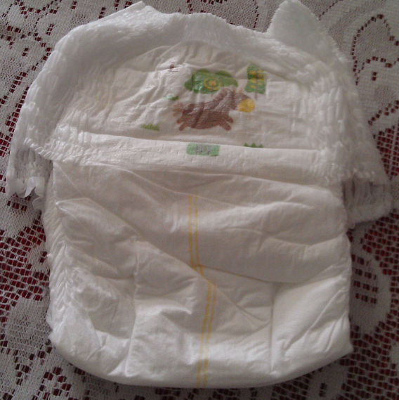 希望寶寶炫動極薄拉拉褲和好奇銀裝哪個好