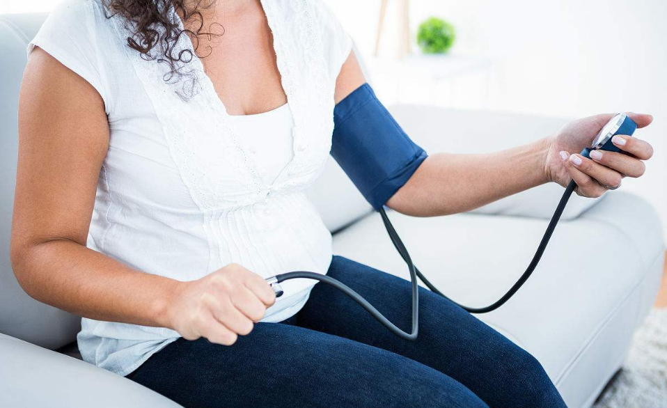 妊娠期高血壓疾病是什么原因引起的 血壓值為多少算是妊娠高血壓