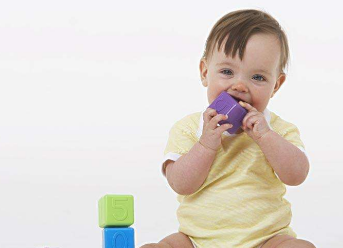 怎么幫寶寶認識大小 教一歲寶寶認識大小怎么做 怎么幫寶寶認識大小 教一歲寶寶認識大小怎么做