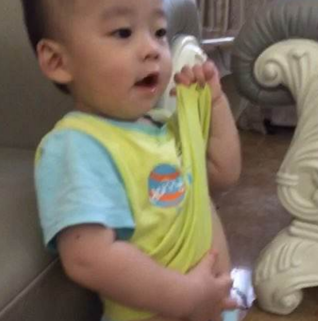3歲寶寶喜歡摳肚臍眼怎么辦 寶寶喜歡摳肚臍眼是什么原因 3歲寶寶喜歡摳肚臍眼怎么辦 寶寶喜歡摳肚臍眼是什么原因