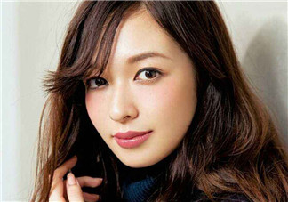 什么牌子豆沙色口紅好 2018經典豆沙色口紅試色推薦