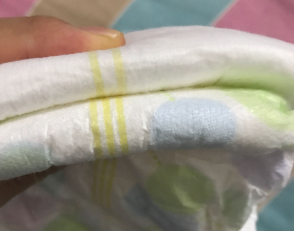 大王天使紙尿褲和花王好奇金裝紙尿褲對比測評2018