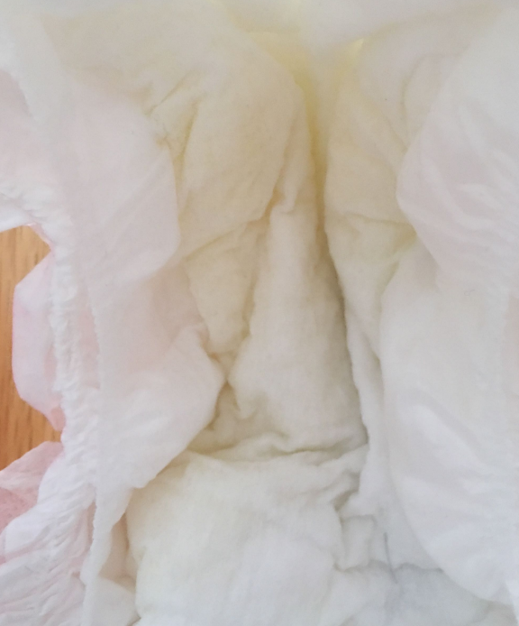 大王棉花糖和花王對比 大王棉花糖和花王紙尿褲哪個好