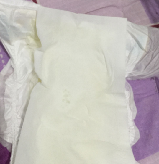 大王棉花糖和moony哪個好 大王棉花糖和尤妮佳紙尿褲對比測評