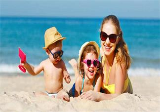 帶孩子去沙灘玩要準備哪些東西 帶孩子沙灘出行準備東西推薦2018