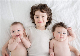 懷了雙胞胎的心情說說 懷雙胞胎意外的說說