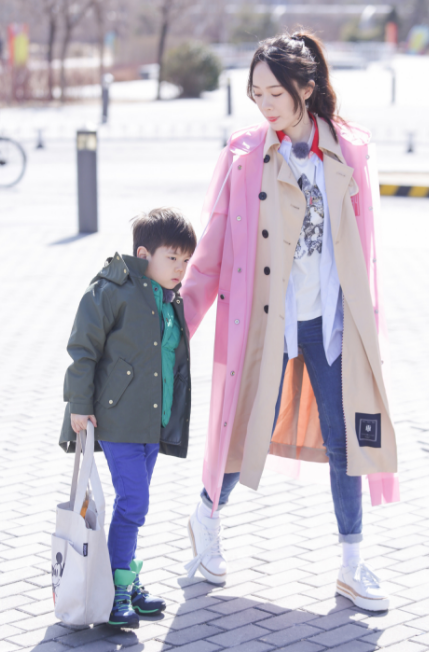 媽媽是超人嗯哼實力寵媽 有個情商高的孩子是怎樣的體驗 媽媽是超人嗯哼實力寵媽 有個情商高的孩子是怎樣的體驗