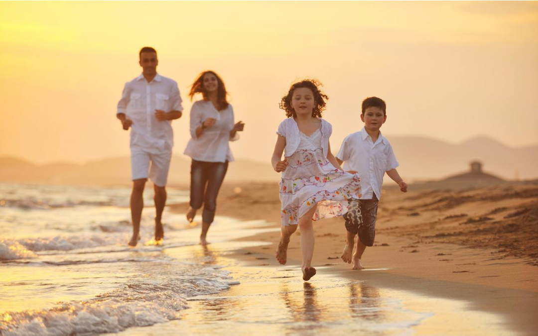 帶寶寶看夕陽的心情說說 夕陽西下美好心情句子短語