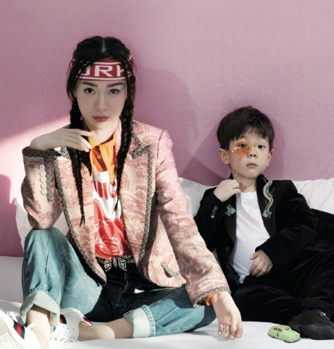 媽媽是超人嗯哼貼心小情人 金句嗯哼吐槽霍思燕方形臉