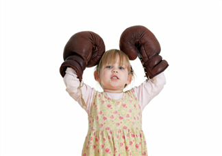 3歲前寶寶打人怎么回事 如何糾正寶寶打人習慣