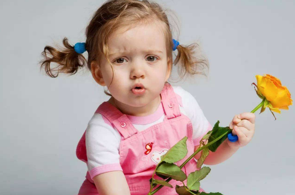 3歲前寶寶打人怎么回事 如何糾正寶寶打人習慣