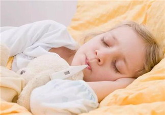 小孩子半夜發(fā)燒怎么辦 小孩半夜高燒如何護理2018