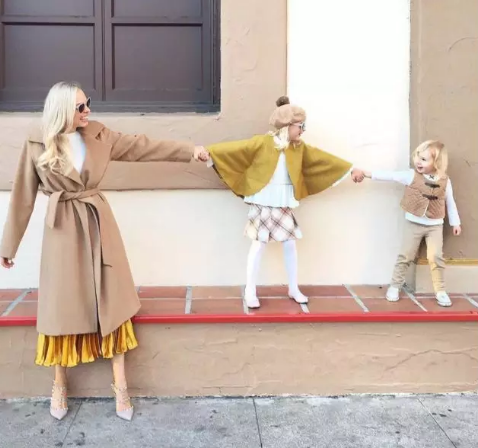 五一和孩子穿什么親子裝比較好 出去旅游親子裝搭配推薦