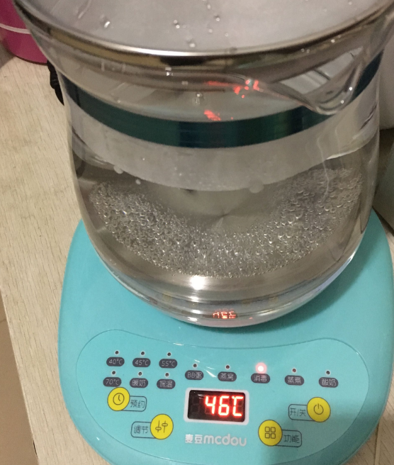 MCDOU麥豆調(diào)奶機(jī)怎么樣 麥豆不重沸的恒溫調(diào)奶機(jī)測(cè)評(píng)