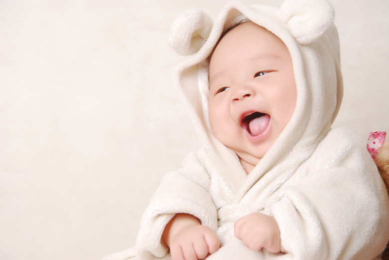 寶寶一歲了的簡短感言 一周歲的寶寶成長感慨