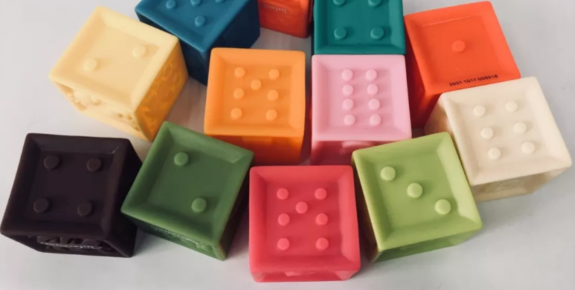 2歲內(nèi)的孩子該怎樣選玩具 2018美國infantino嬰蒂諾測評