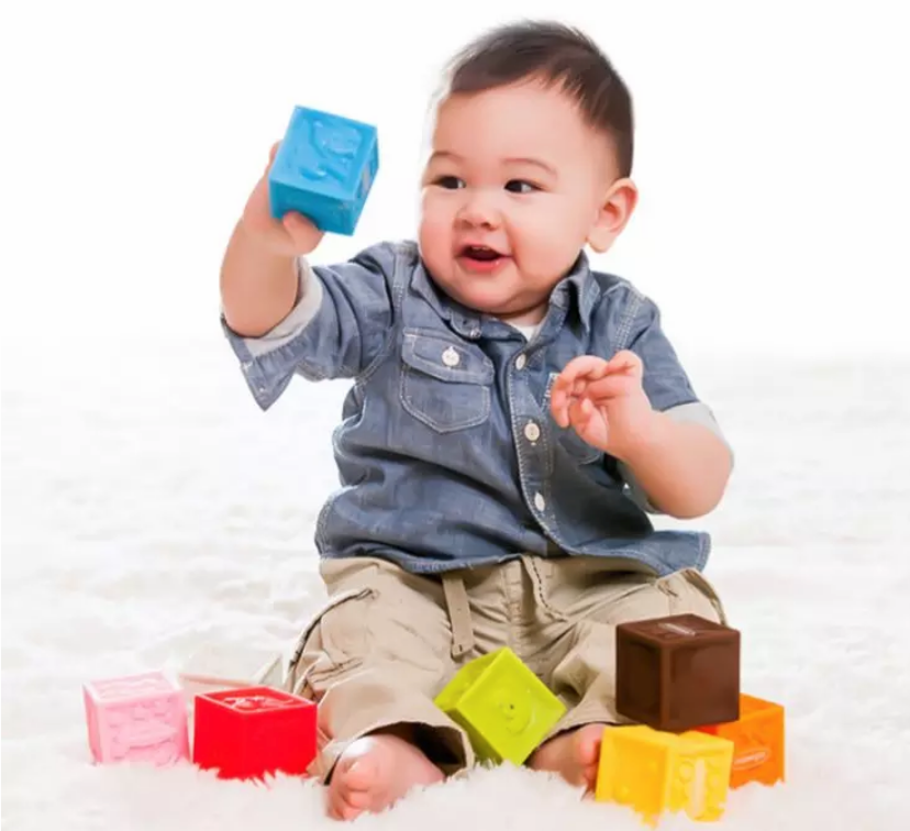 2歲內(nèi)的孩子該怎樣選玩具 2018美國infantino嬰蒂諾測評