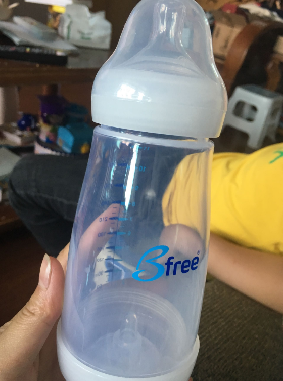 Bfree英國奶瓶怎么樣 英國貝麗防脹氣奶瓶測評