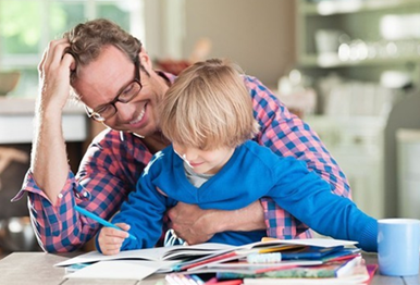 怎么讓孩子自覺(jué)寫(xiě)作業(yè) 陪孩子寫(xiě)作業(yè)的感受體驗(yàn)