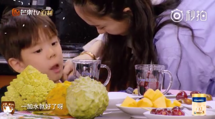 媽媽是超人嗯哼做果汁霍思燕怎么引導 孩子有想法時應該怎么做好