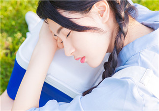 天生的黑皮膚怎么美白 如何讓肌膚瑩亮光彩有仙氣