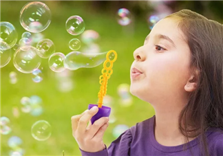 愛泡泡APOPO泡泡機(jī)好不好 愛泡泡APOPO泡泡機(jī)泡泡水真的純天然嗎