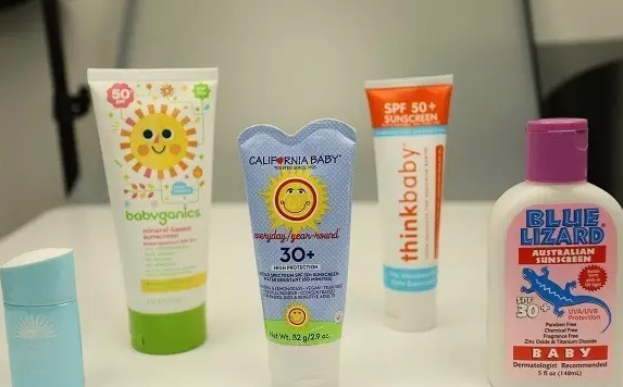 寶寶能用藍(lán)蜥蜴防曬霜嗎 藍(lán)蜥蜴物理防曬霜成分安全嗎