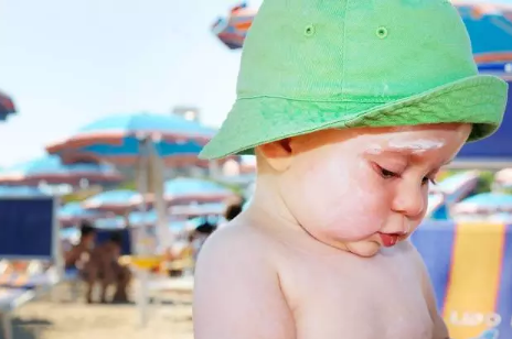 Aveeno防曬霜成分分析 Aveeno寶寶防曬霜成分安全嗎