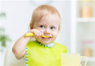 夏季怎么分辨寶寶是不是上火 2018寶寶上火如何調理