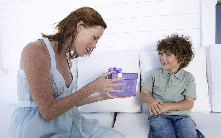 2018母親節禮物TOP榜 哪些美妝個護適合母親節送禮