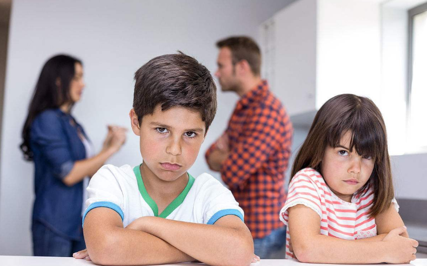 孩子之間發生爭執的時候怎么做好 媽媽是超人賈靜雯這么做