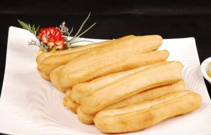 一歲寶寶可以吃油條嗎 小孩吃油條的壞處2018