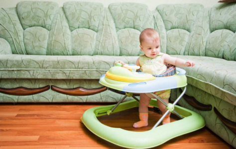 牽著寶寶學走路好不好 如何正確教寶寶走路 牽著寶寶學走路好不好 如何正確教寶寶走路