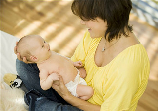 哺乳期漏奶怎么辦 如何避免哺乳期漏奶 哺乳期漏奶怎么辦 如何避免哺乳期漏奶