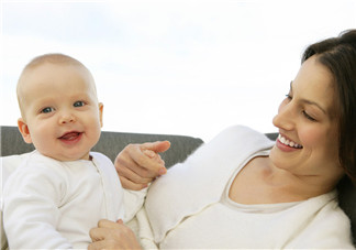 新媽媽吃哪些食物寶寶容易長濕疹 寶寶長濕疹媽媽不能吃的食物