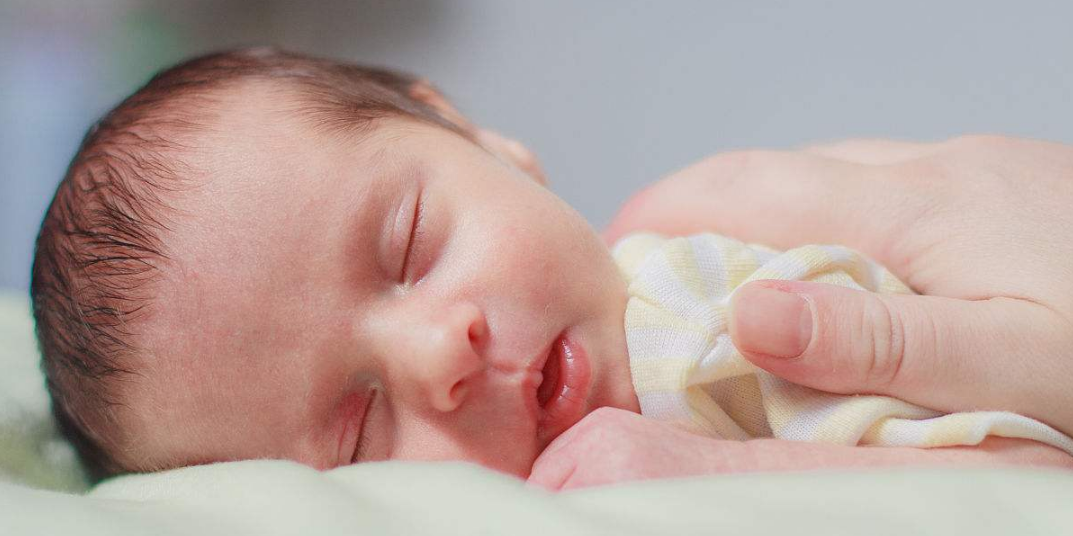 孩子晚上害怕睡覺怎么辦 如何讓幼兒睡得好