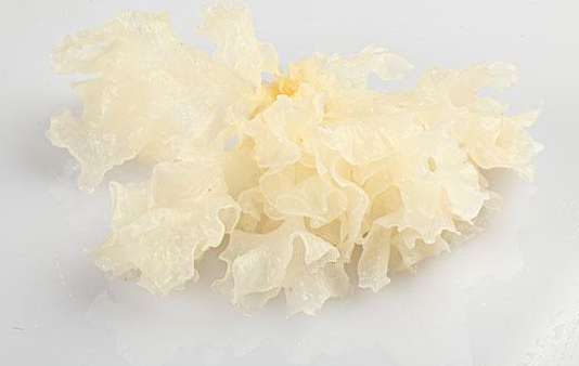 孕婦吃什么寶寶皮膚白 懷孕了吃什么好2018