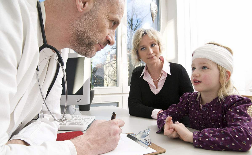 孩子看?急診就是兒科醫(yī)生嗎 急診醫(yī)生會不會技術不好